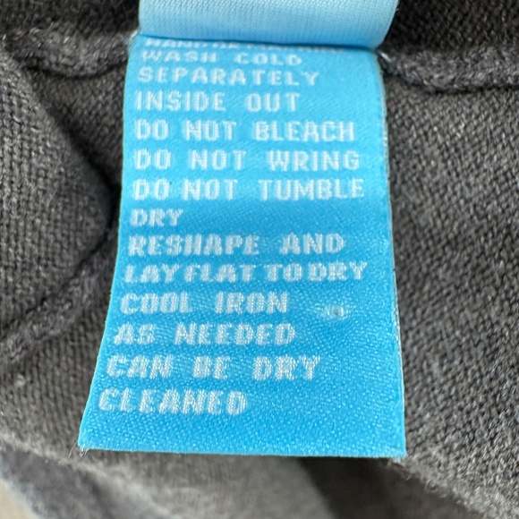 J.McLaughlin Colorblock Button Shoulder Long Sleeve Top Women’s Medium - Picture 8 of 9